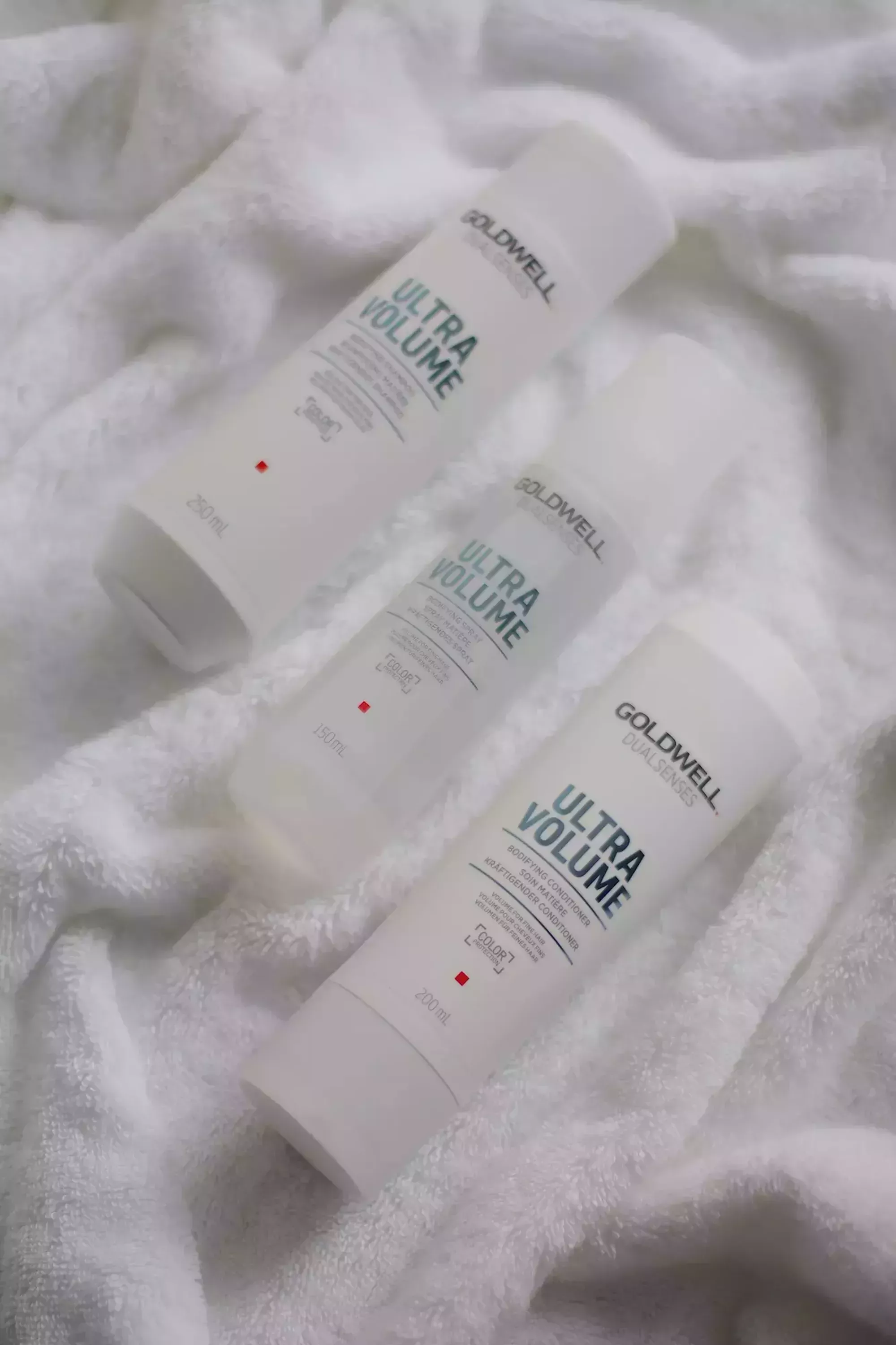 Кондиціонер для збереження об’єму волосся GOLDWELL DUALSENSES ULTRA VOLUME CONDITIONER, 200 ml