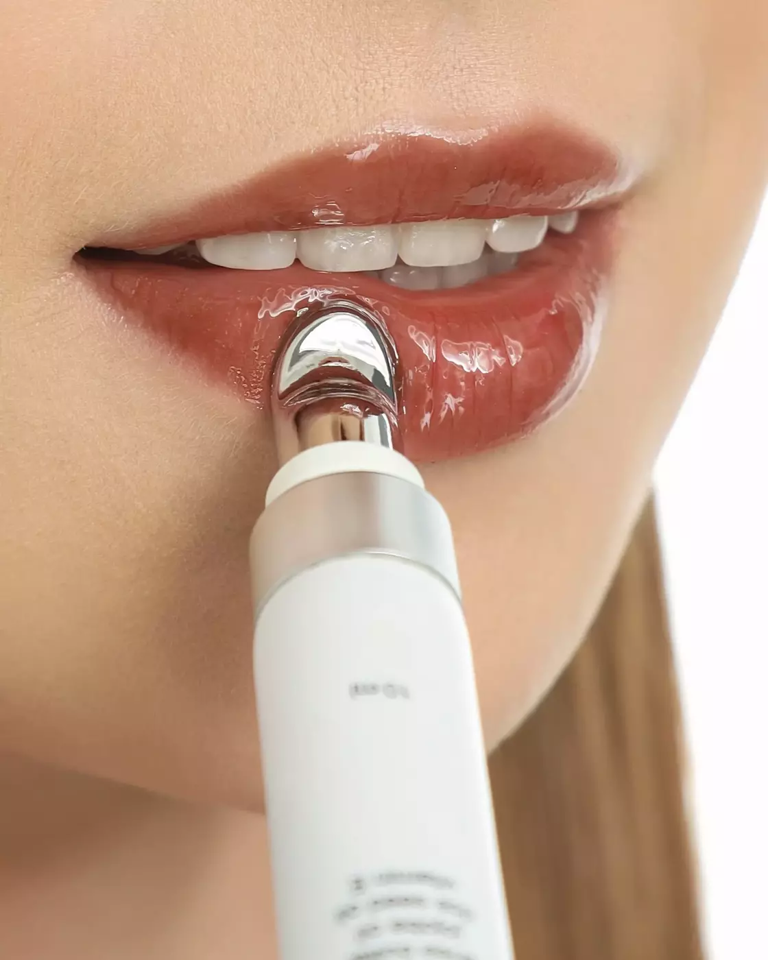 Блиск для губ з ментолом UNICO LIP GLOSS with menthol BROWNIE, 12 ml