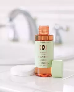Відлущуючий тонік для обличчя з 5% гліколевою кислотою PIXI Glow Tonic 