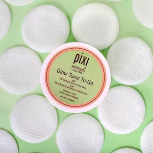 Пілінг-диски з 5% гліколевої кислоти PIXI Glow Toniс To-Go, 60 шт. 