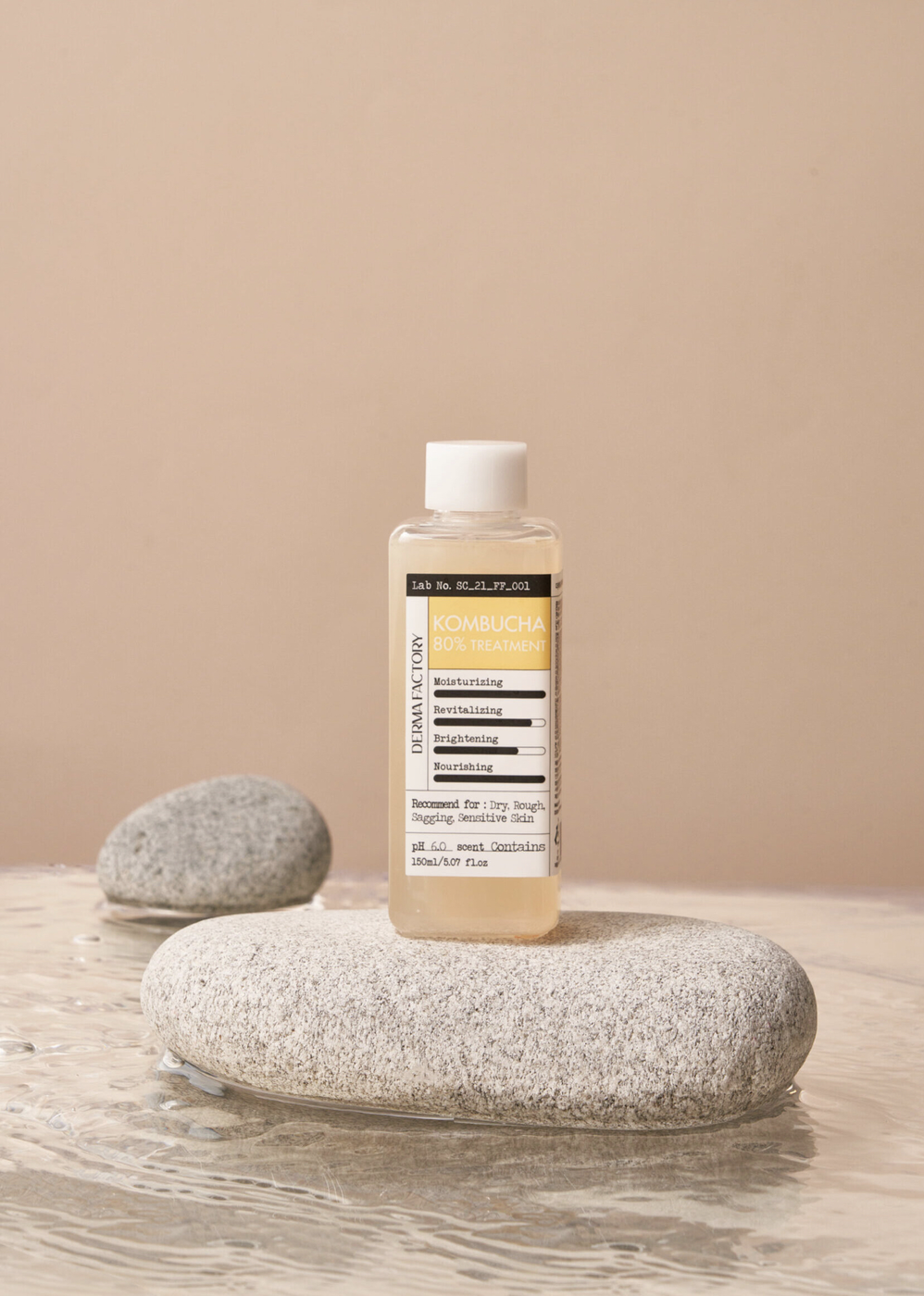 Поживна есенція-тонер з екстрактом комбучі DERMA FACTORY 80% KOMBUCHA TREATMENT 150 ML 