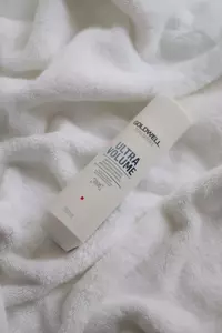 Шампунь для надання волоссю об’єму GOLDWELL DUALSENSES ULTRA VOLUME SHAMPOO, 250 ml 