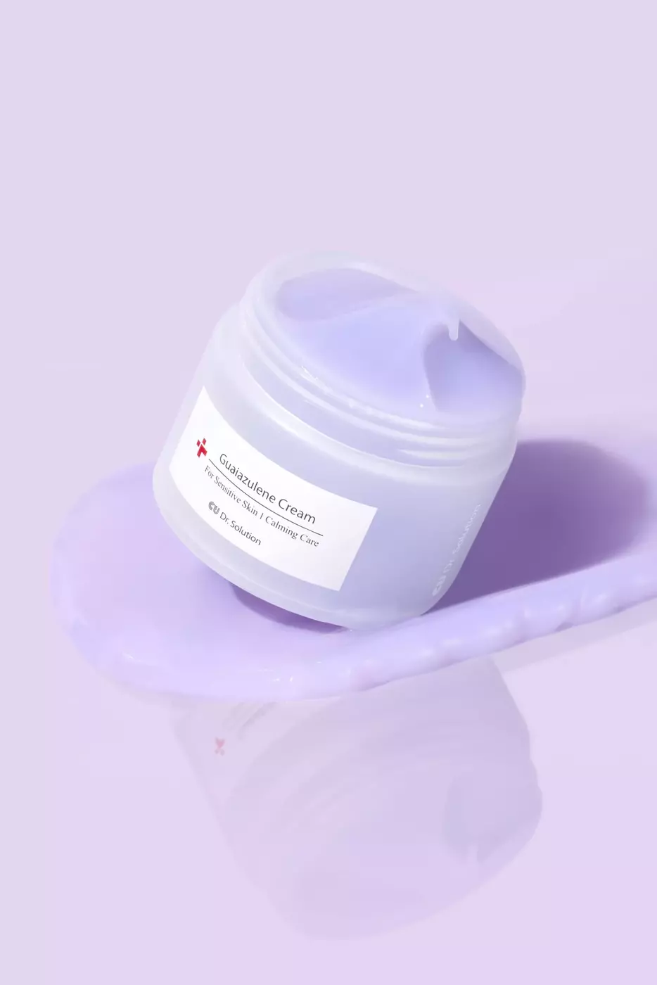 Інтенсивний заспокійливий крем з гвайазуленом, троксерутином та менадiоном Cuskin Dr.Solution Guaiazulene Cream, 50 ml 